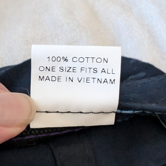 "P" logo baseball cap, navy - Picture 4 of 4